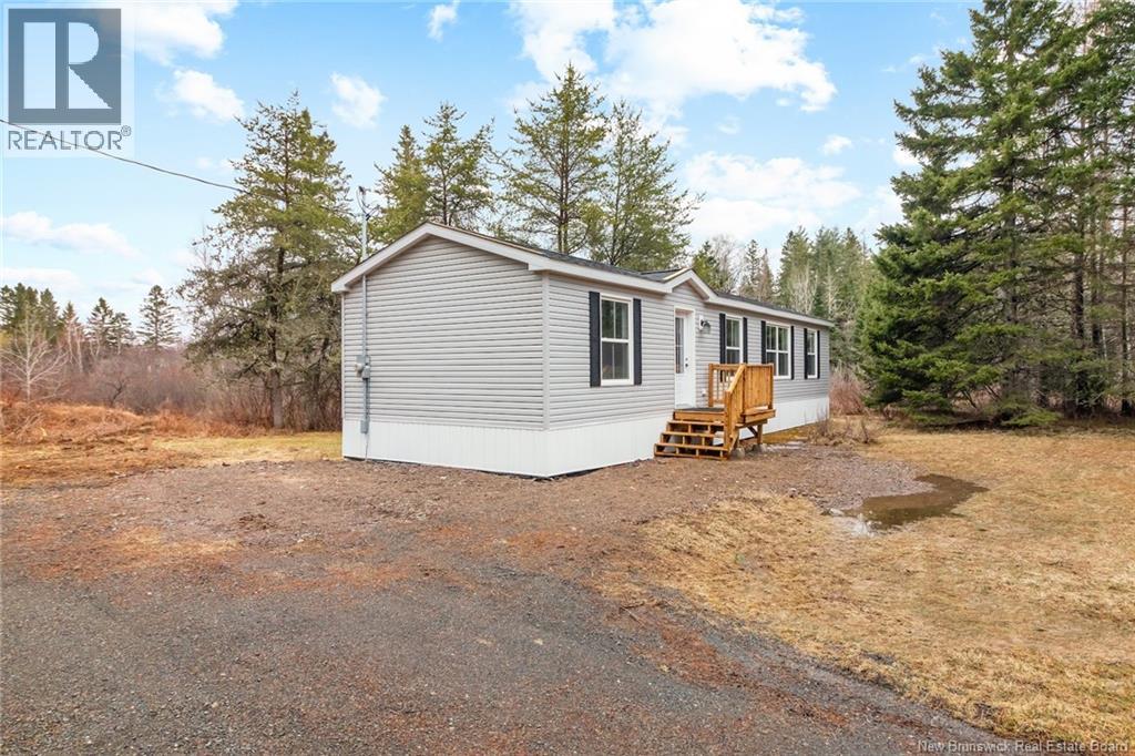 25 Mccain Drive, Waasis, New Brunswick  E3B 9A5 - Photo 31 - NB128290