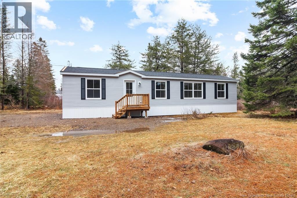 25 Mccain Drive, Waasis, New Brunswick  E3B 9A5 - Photo 32 - NB128290