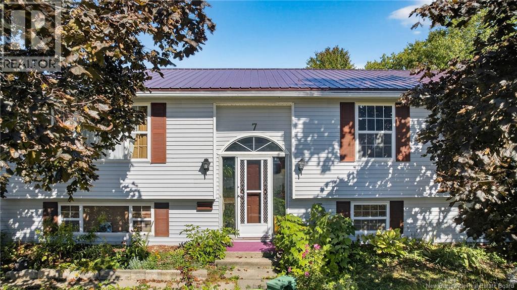 7 Citizens Court, St. Stephen, New Brunswick  E3L 3C5 - Photo 2 - NB128341