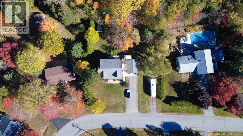 14 Longwood Drive, Quispamsis, New Brunswick  E2E 2S7 - Photo 2 - NB128384