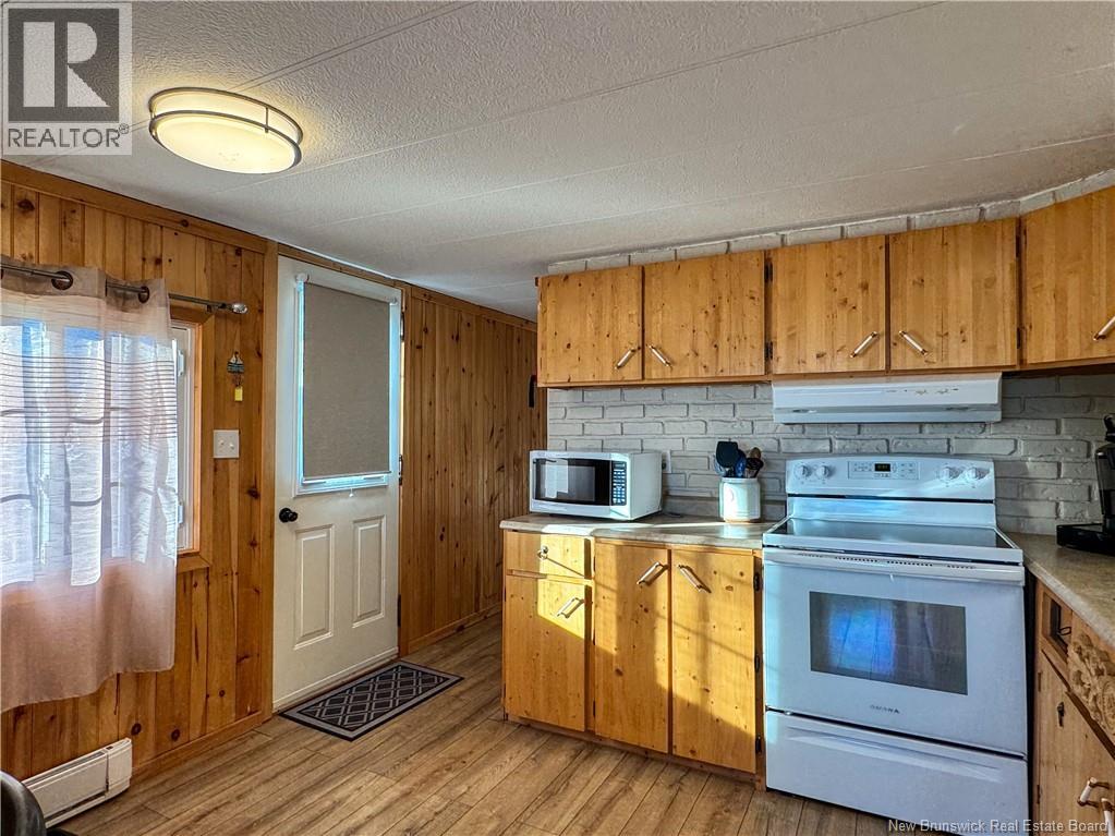 57 Allee Des Chalets, Petit-Rocher, New Brunswick  E8J 1M4 - Photo 10 - NB128425