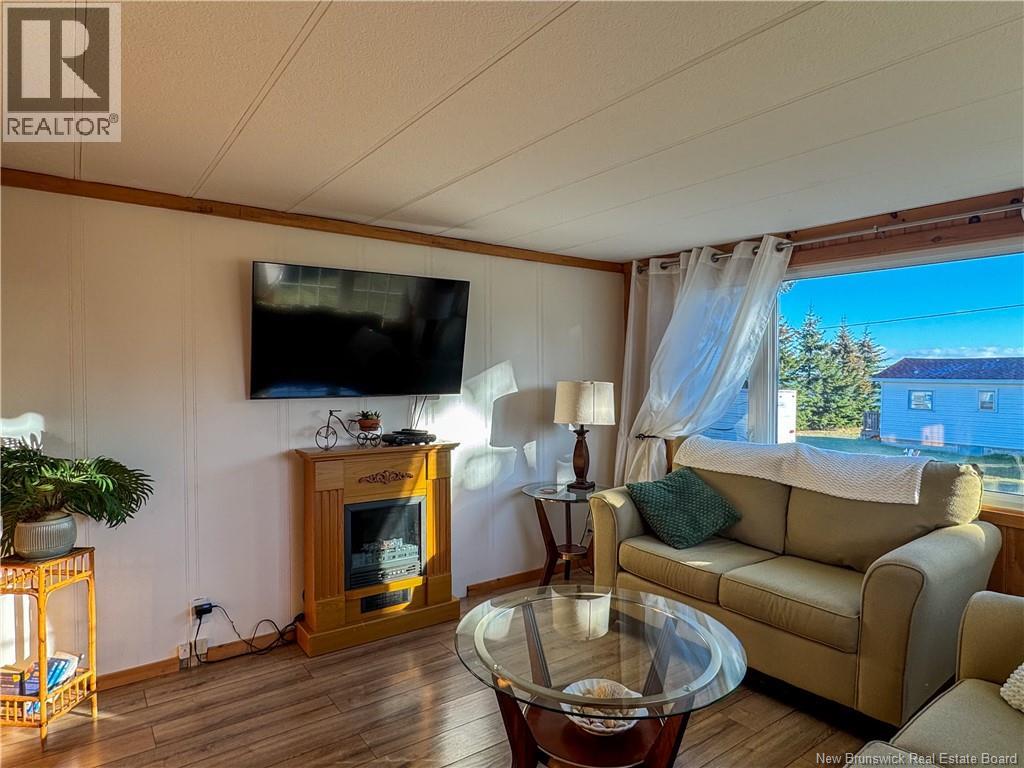 57 Allee Des Chalets, Petit-Rocher, New Brunswick  E8J 1M4 - Photo 8 - NB128425