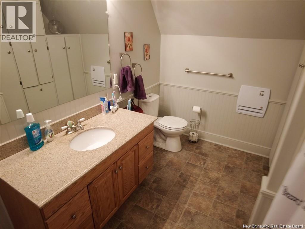 490a St Pierre Ouest Boulevard, Caraquet, New Brunswick  E1W 1A3 - Photo 24 - NB128424