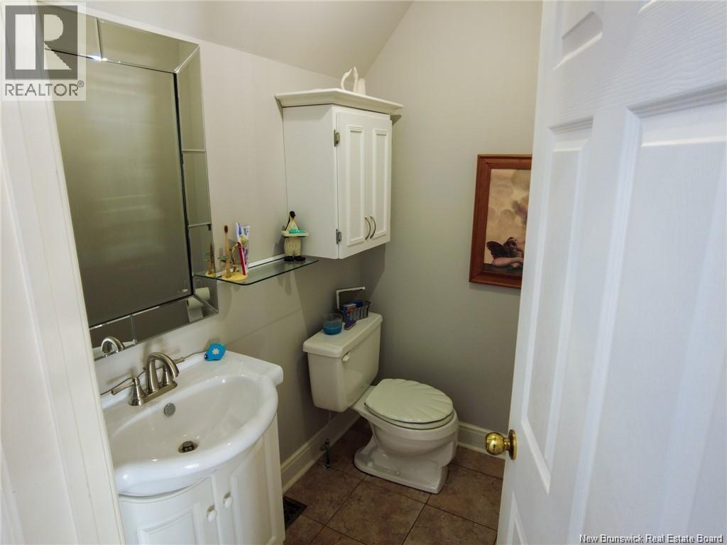 490a St Pierre Ouest Boulevard, Caraquet, New Brunswick  E1W 1A3 - Photo 27 - NB128424