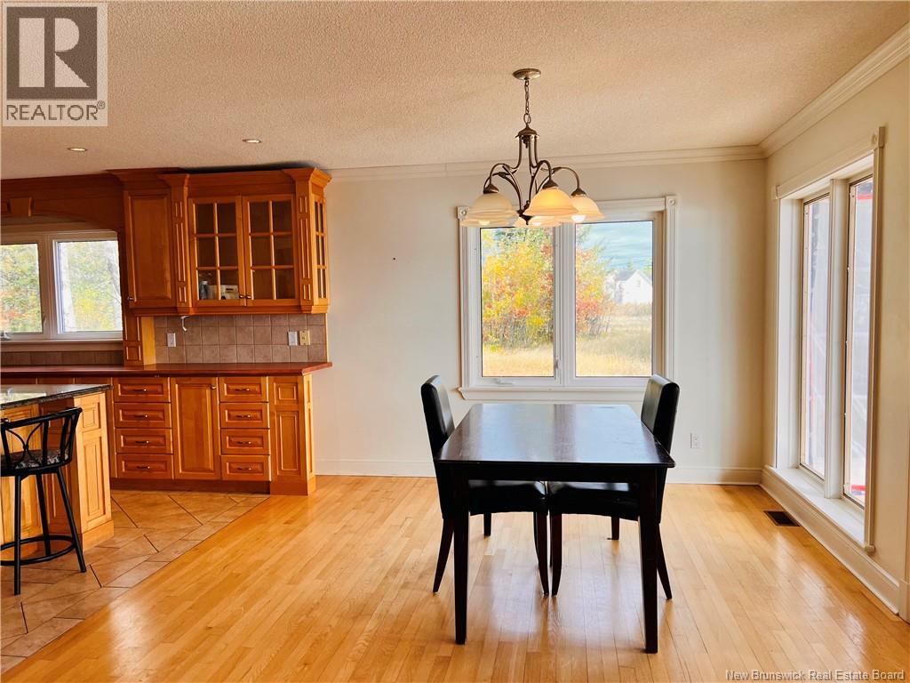 490a St Pierre Ouest Boulevard, Caraquet, New Brunswick  E1W 1A3 - Photo 6 - NB128424