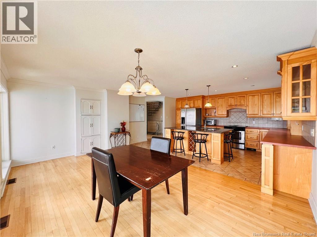 490a St Pierre Ouest Boulevard, Caraquet, New Brunswick  E1W 1A3 - Photo 8 - NB128424