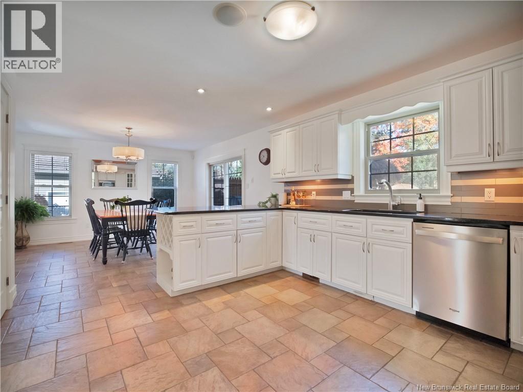 94 Du Golf, Dieppe, New Brunswick E1A 8J6 - Photo 17 - NB128406