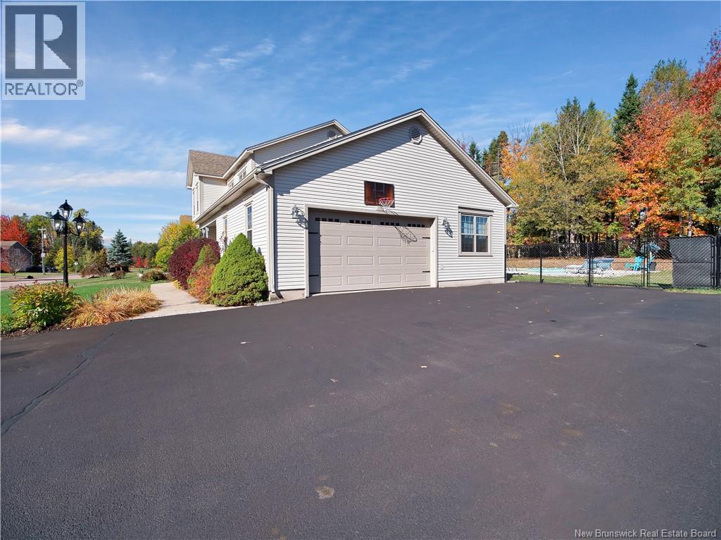 94 Du Golf, Dieppe, New Brunswick E1A 8J6 - Photo 36 - NB128406