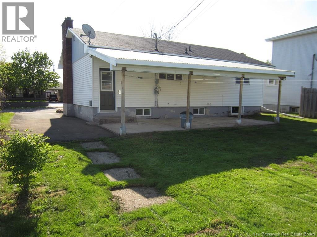 117 Ayer Avenue, Moncton, New Brunswick  E1C 8G9 - Photo 2 - NB128389