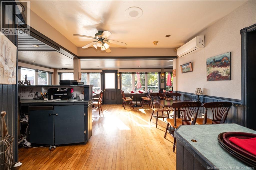 562 Main Street, Shediac, New Brunswick E4P 2L9 - Photo 14 - NB128188