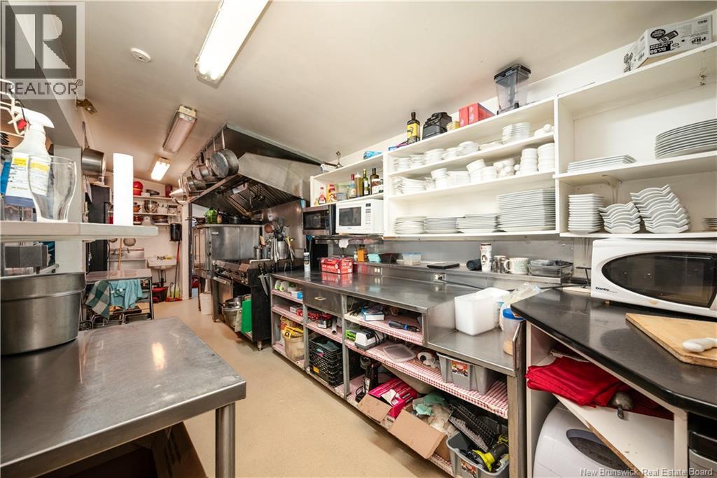 562 Main Street, Shediac, New Brunswick E4P 2L9 - Photo 19 - NB128188