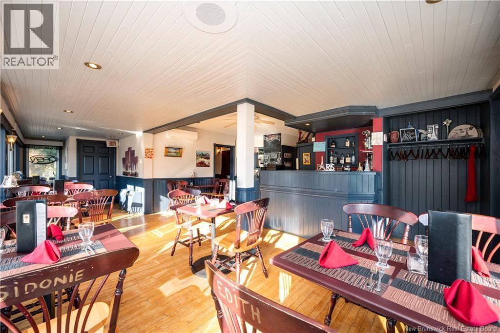 562 Main Street, Shediac, New Brunswick E4P 2L9 - Photo 2 - NB128188