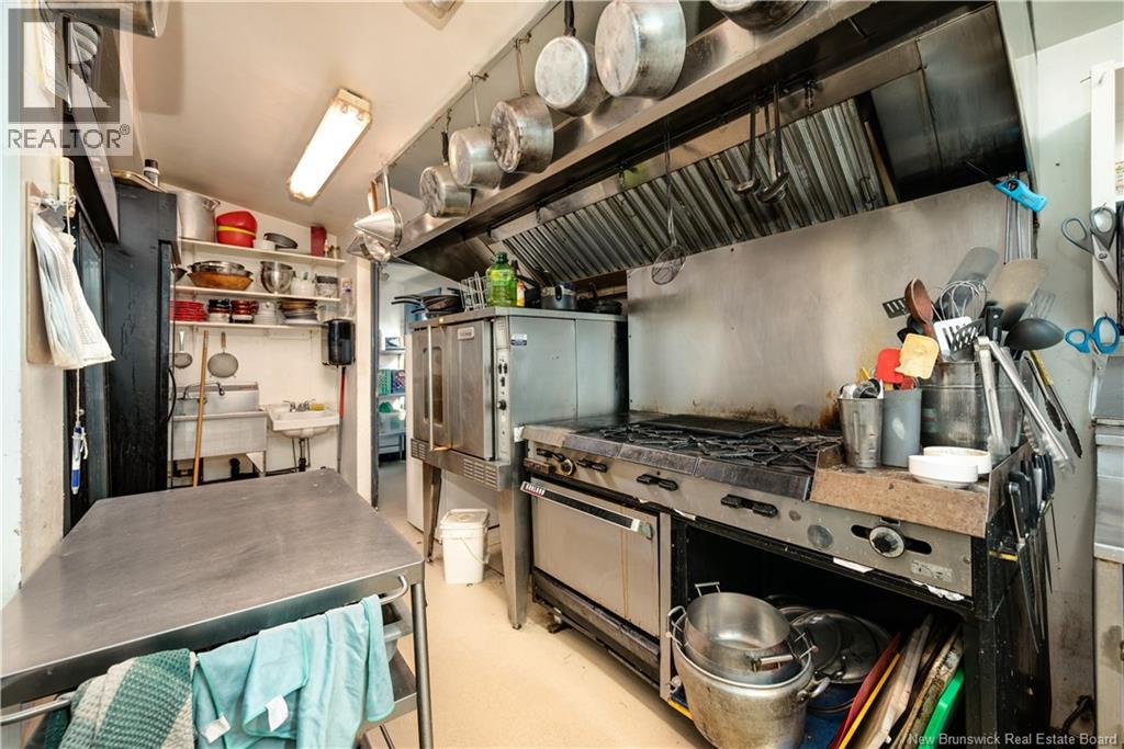 562 Main Street, Shediac, New Brunswick E4P 2L9 - Photo 23 - NB128188