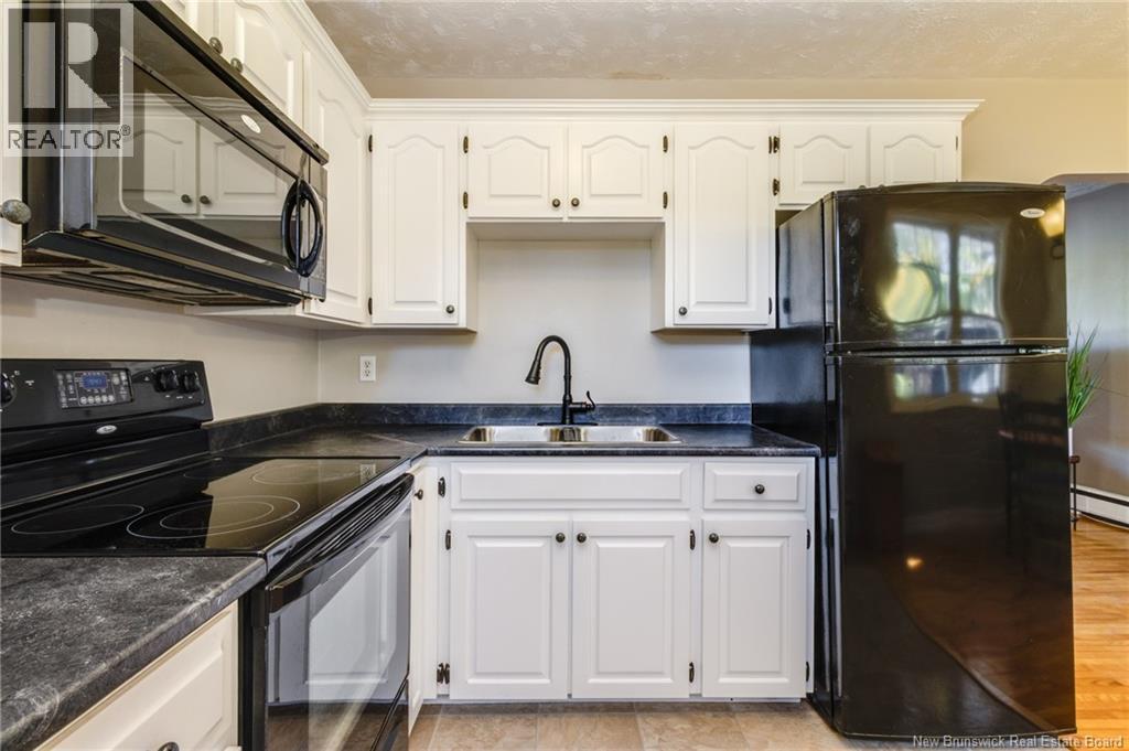 23 Fairview Drive, Fredericton, New Brunswick  E3C 1K4 - Photo 10 - NB127688