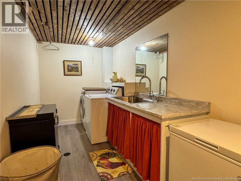 1725 Lilac, Bathurst, New Brunswick  E2A 5Z6 - Photo 31 - NB128458