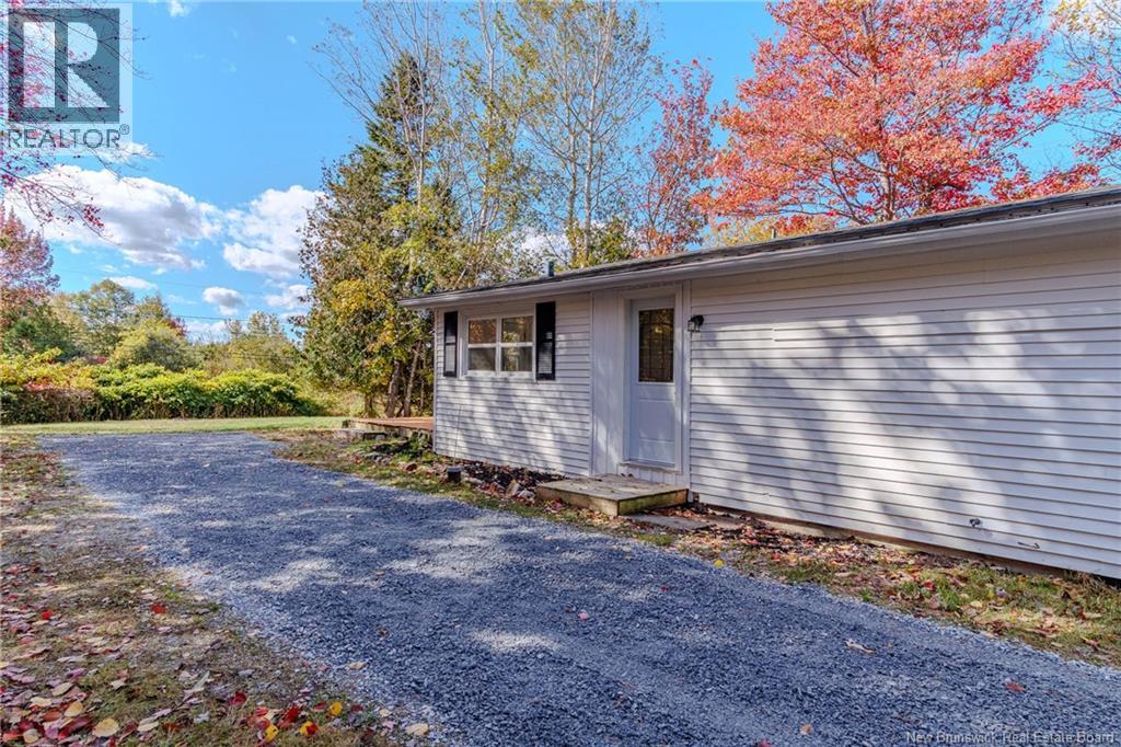 54 Iona Avenue, Rothesay, New Brunswick  E2E 3J6 - Photo 5 - NB128469