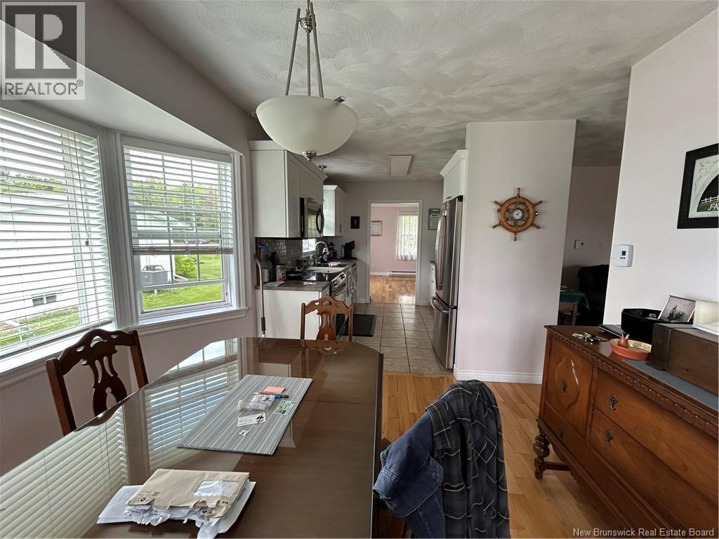 1268 Elmwood, Moncton, New Brunswick  E1H 2H2 - Photo 11 - NB128393
