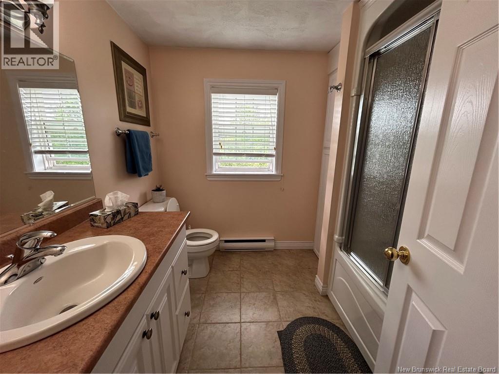 1268 Elmwood, Moncton, New Brunswick  E1H 2H2 - Photo 24 - NB128393