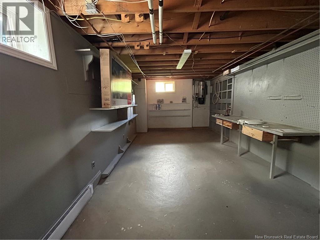 1268 Elmwood, Moncton, New Brunswick  E1H 2H2 - Photo 34 - NB128393