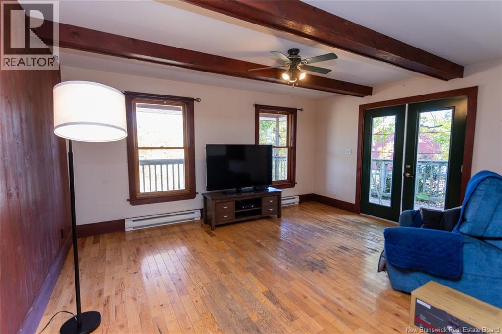 1856 Woodstock Road, Fredericton, New Brunswick  E3C 1L4 - Photo 23 - NB128501