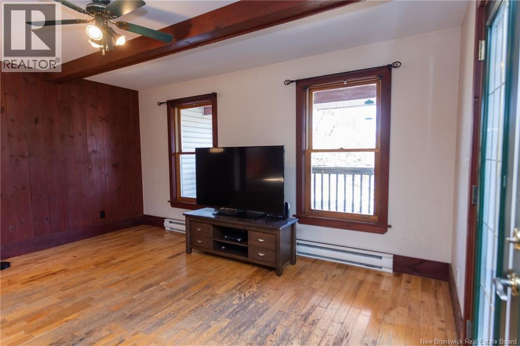 1856 Woodstock Road, Fredericton, New Brunswick  E3C 1L4 - Photo 24 - NB128501