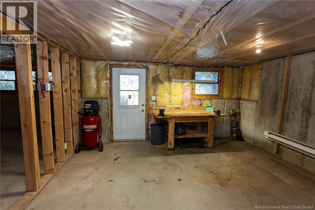 1856 Woodstock Road, Fredericton, New Brunswick  E3C 1L4 - Photo 28 - NB128501