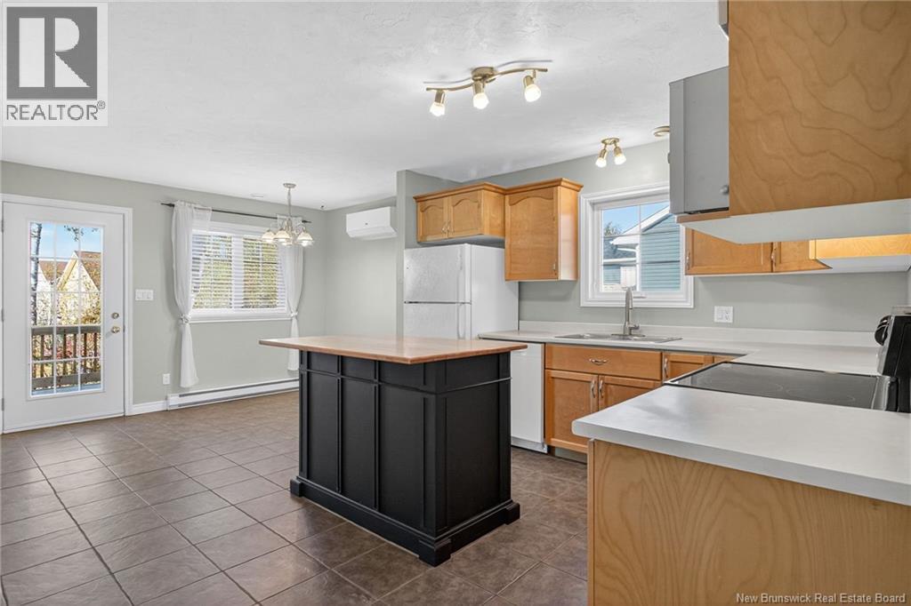 88 Penrose Street, Moncton, New Brunswick  E1E 4V7 - Photo 17 - NB128394