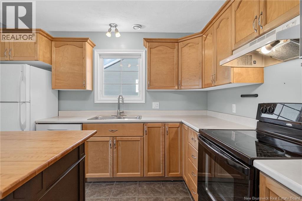 88 Penrose Street, Moncton, New Brunswick  E1E 4V7 - Photo 20 - NB128394