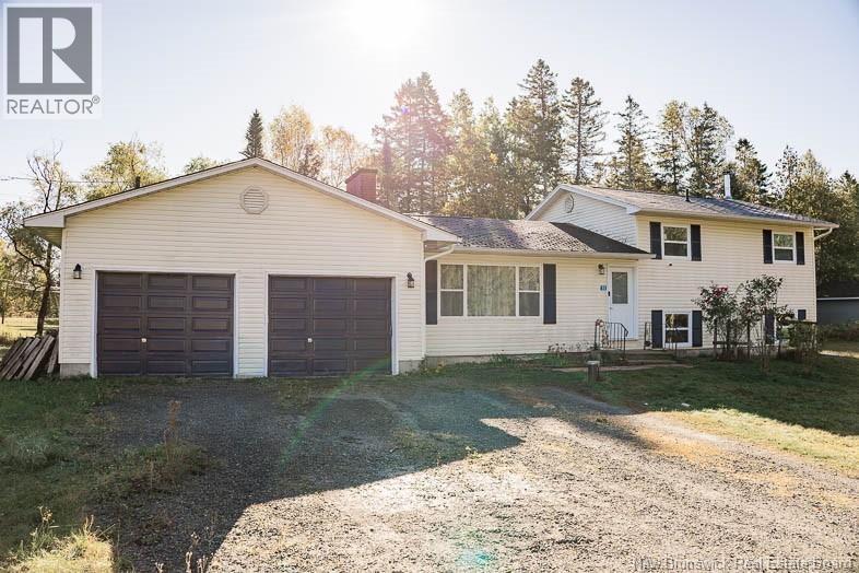 11 Hallett Heights, Douglas, New Brunswick  E3G 7X8 - Photo 4 - NB128196