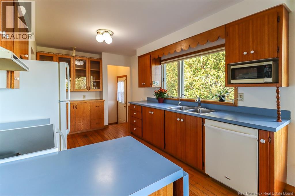 253 Bay Crescent Drive, Saint John, New Brunswick  E2M 6M1 - Photo 12 - NB128411