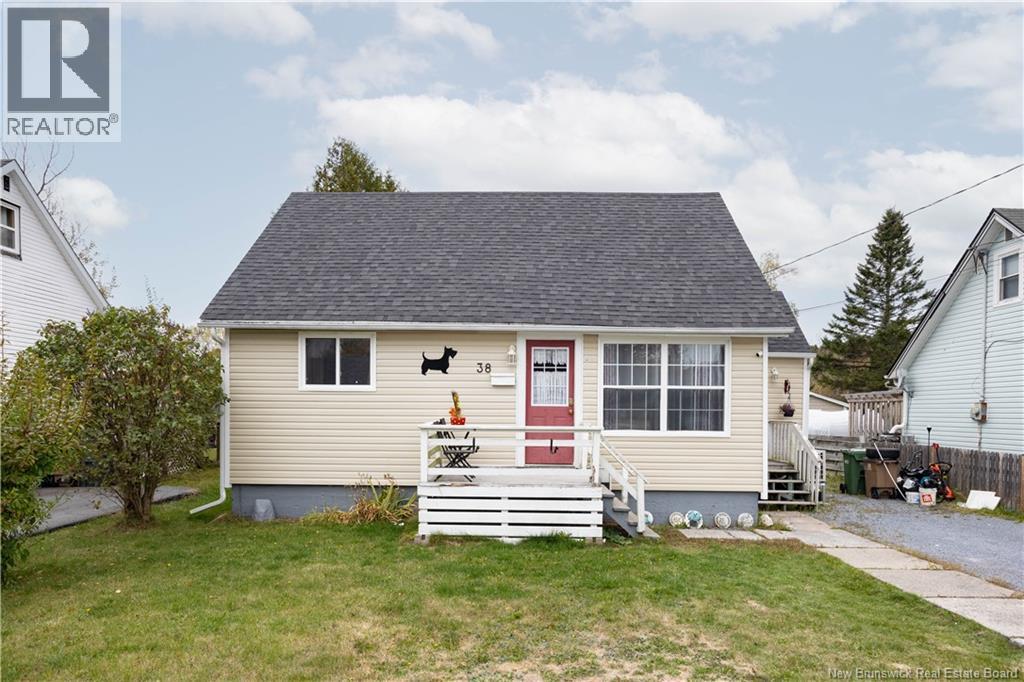 38 Brown Street, Saint John, New Brunswick  E2H 1X6 - Photo 7 - NB128055