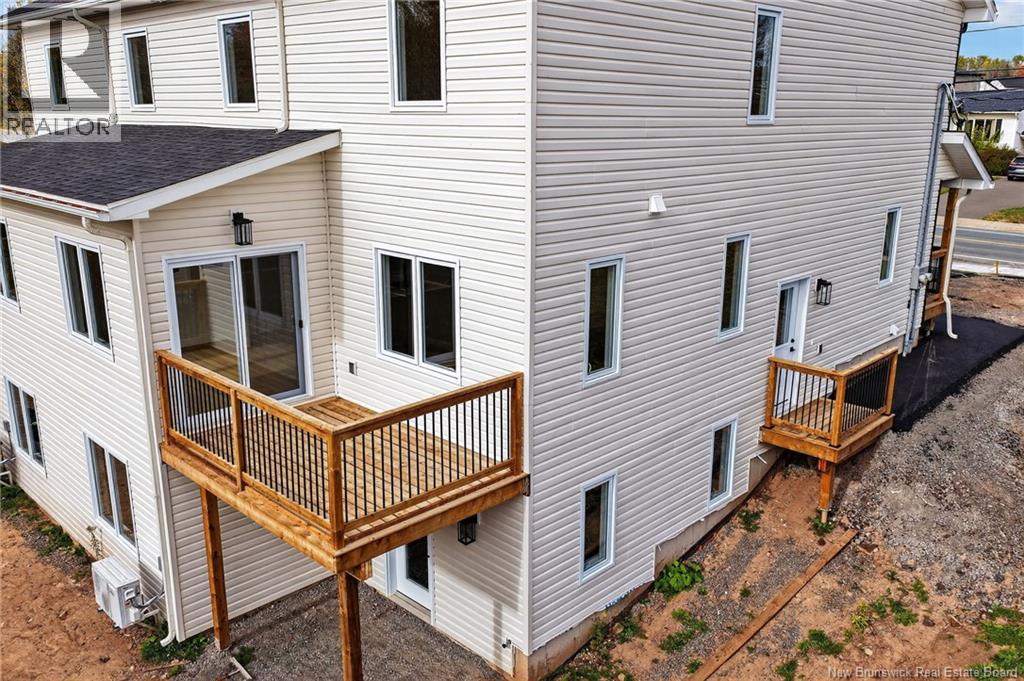 894 Ryan Street, Moncton, New Brunswick  E1G 2V9 - Photo 3 - NB128541