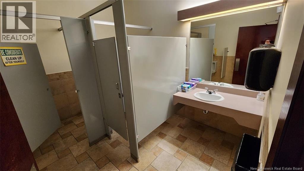 127-165 St-Francois Street, Edmundston, New Brunswick  E3V 1E8 - Photo 20 - NB128547