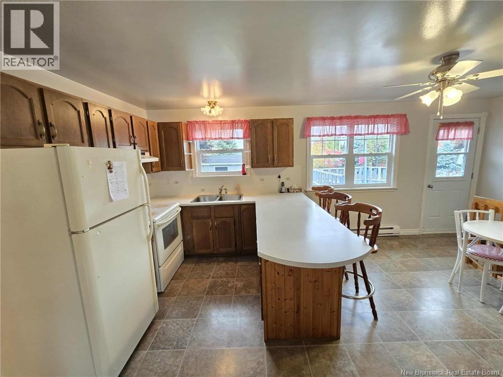 232 Aimee Street, Beresford, New Brunswick  E8K 1L9 - Photo 20 - NB128531