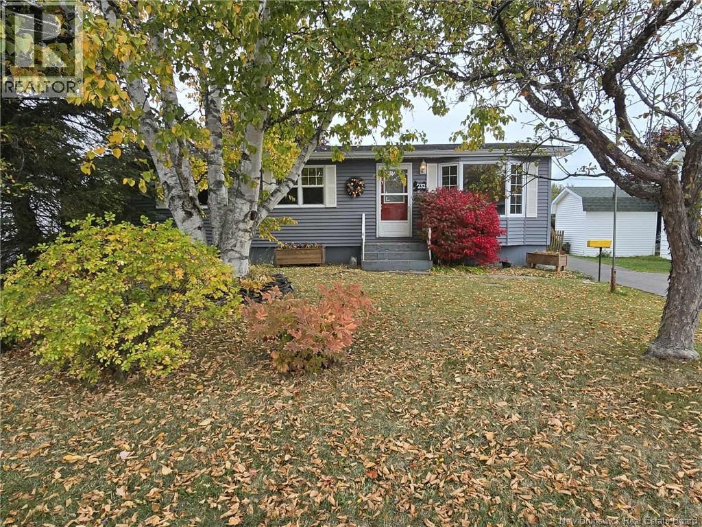 232 Aimee Street, Beresford, New Brunswick  E8K 1L9 - Photo 3 - NB128531