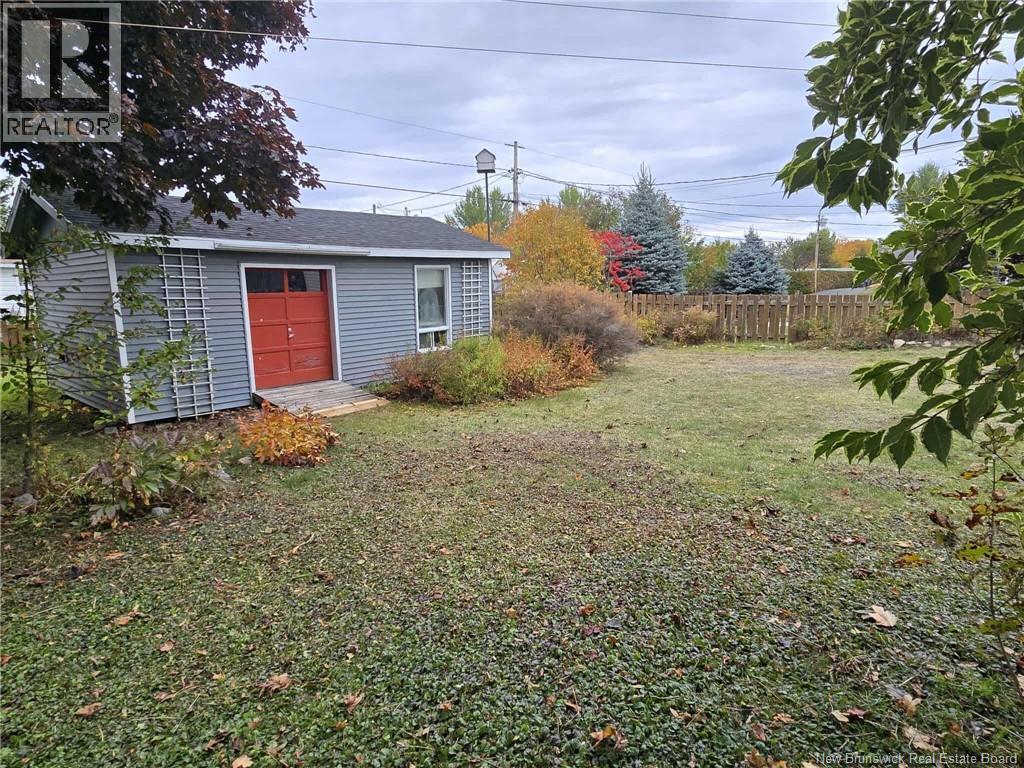 232 Aimee Street, Beresford, New Brunswick  E8K 1L9 - Photo 8 - NB128531