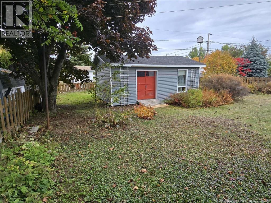 232 Aimee Street, Beresford, New Brunswick  E8K 1L9 - Photo 9 - NB128531