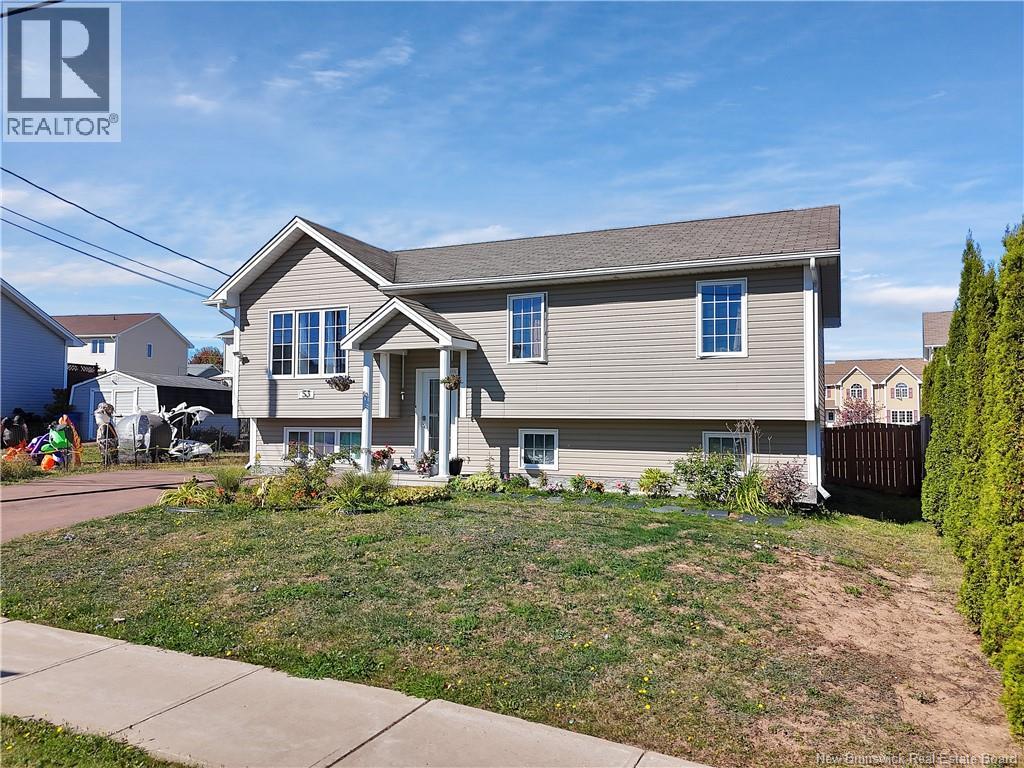 53 Falcon Drive, Moncton, New Brunswick  E1G 0H8 - Photo 2 - NB128525
