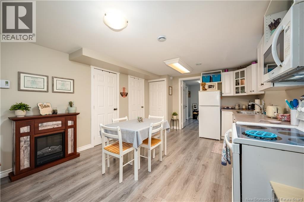 16 Melinda, Dieppe, New Brunswick  E1A 0W8 - Photo 34 - NB128426