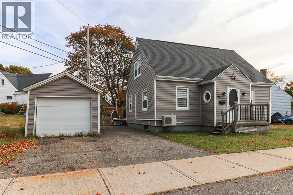 709 Sand Cove Road, Saint John, New Brunswick E2M 3E2 - Photo 3 - NB128549