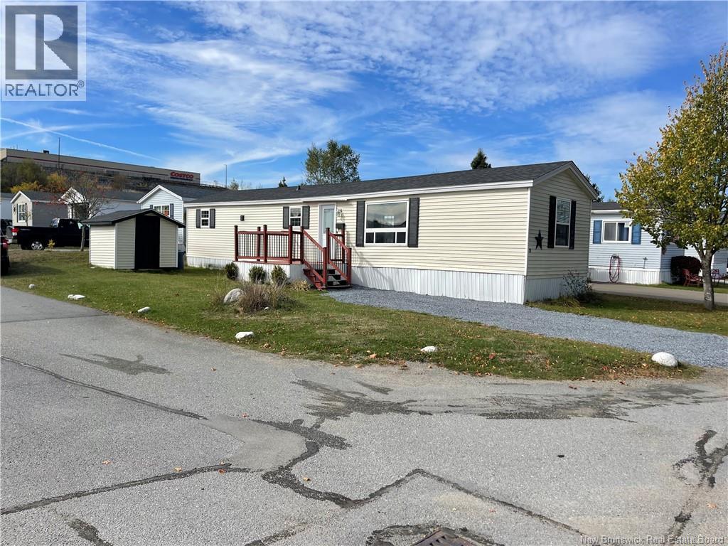 28 Morland Avenue, Saint John, New Brunswick E2J 3Y5 - Photo 2 - NB128516