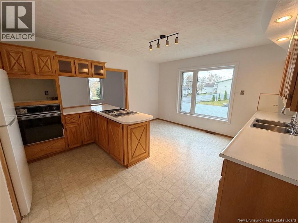 584 Canada Road, Edmundston, New Brunswick  E3V 1W4 - Photo 4 - NB128520