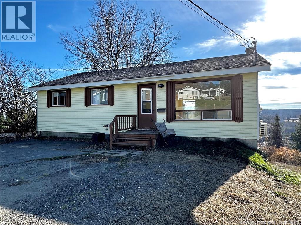 54 Cormier Street, Edmundston, New Brunswick  E3V 2E7 - Photo 2 - NB128590