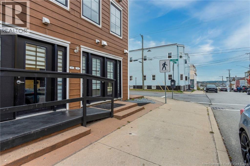 139 Waterloo Street, Saint John, New Brunswick  E2L 0E8 - Photo 3 - NB128299