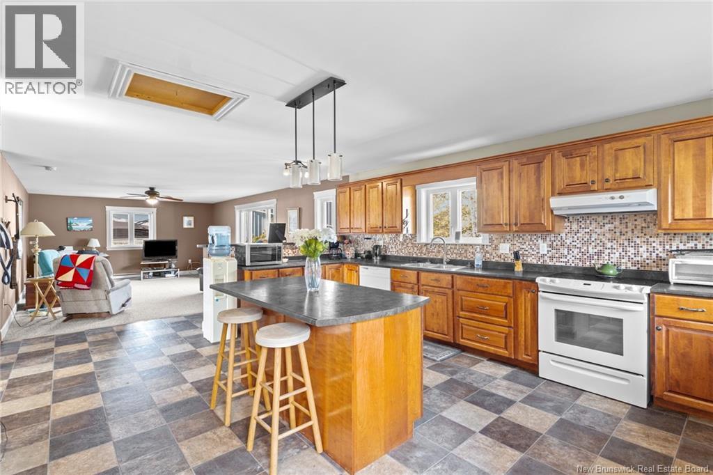 2535 Route 102, Lincoln, New Brunswick  E3B 7E6 - Photo 14 - NB128574