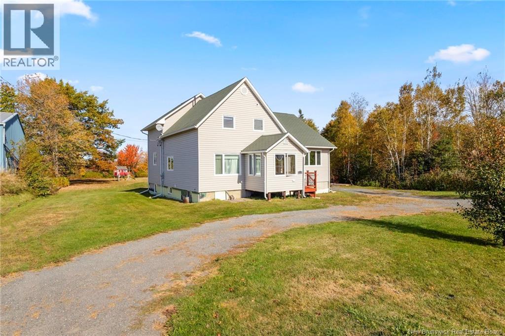 2535 Route 102, Lincoln, New Brunswick  E3B 7E6 - Photo 3 - NB128574