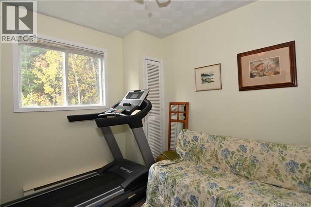48 Michael Avenue, Hanwell, New Brunswick  E3C 2A2 - Photo 29 - NB128515