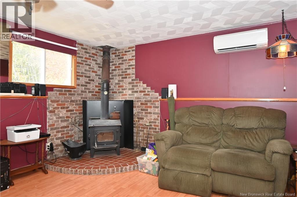 48 Michael Avenue, Hanwell, New Brunswick  E3C 2A2 - Photo 33 - NB128515