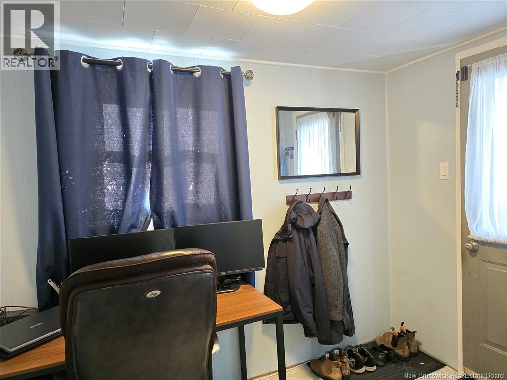 1413 Rough Waters, Bathurst, New Brunswick  E2A 1Z4 - Photo 11 - NB128561