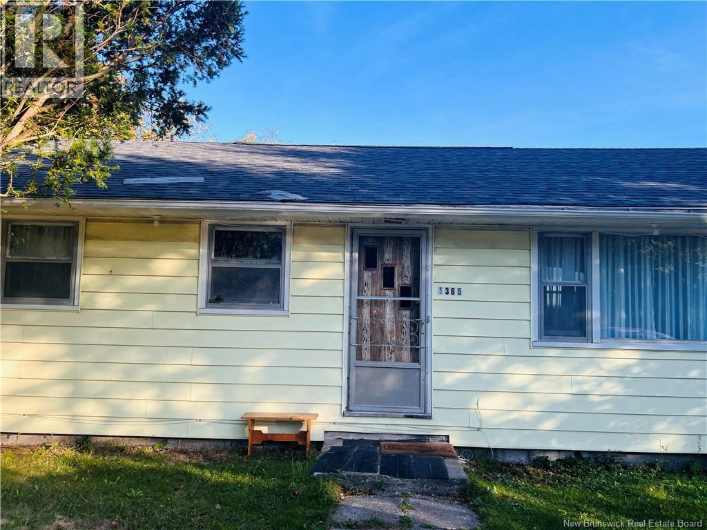 1365 Sandy Point Road, Saint John, New Brunswick  E2K 5E6 - Photo 3 - NB128382